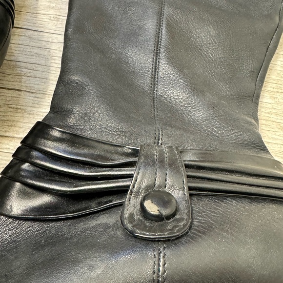 Naturalizer Black Heeled Boot - Picture 2 of 5